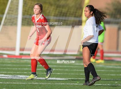 Thumbnail 2 in Maricopa vs. Mountain View (Coyote Classic Tournament) photogallery.