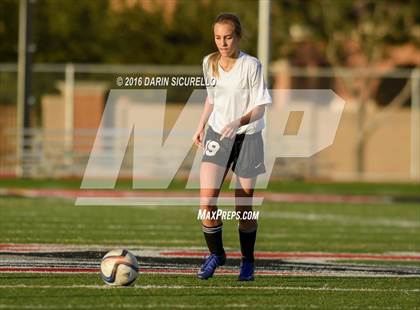 Thumbnail 2 in Maricopa vs. Mountain View (Coyote Classic Tournament) photogallery.