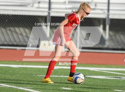 Thumbnail 2 in Maricopa vs. Mountain View (Coyote Classic Tournament) photogallery.