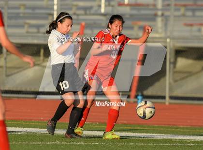 Thumbnail 3 in Maricopa vs. Mountain View (Coyote Classic Tournament) photogallery.