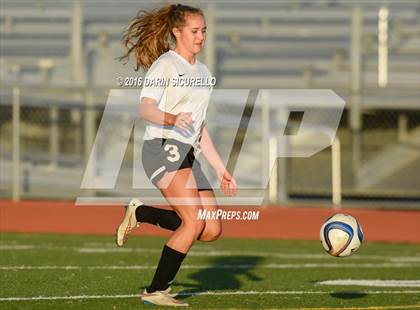 Thumbnail 1 in Maricopa vs. Mountain View (Coyote Classic Tournament) photogallery.