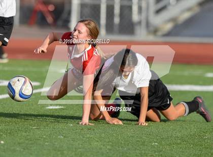 Thumbnail 3 in Maricopa vs. Mountain View (Coyote Classic Tournament) photogallery.