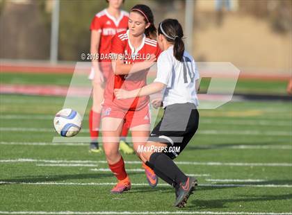 Thumbnail 1 in Maricopa vs. Mountain View (Coyote Classic Tournament) photogallery.