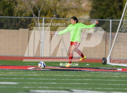 Thumbnail 3 in Maricopa vs. Mountain View (Coyote Classic Tournament) photogallery.