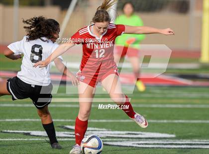 Thumbnail 3 in Maricopa vs. Mountain View (Coyote Classic Tournament) photogallery.