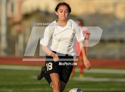 Thumbnail 1 in Maricopa vs. Mountain View (Coyote Classic Tournament) photogallery.