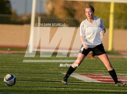 Thumbnail 2 in Maricopa vs. Mountain View (Coyote Classic Tournament) photogallery.