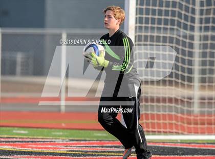 Thumbnail 2 in Maricopa vs. Mountain View (Coyote Classic Tournament) photogallery.