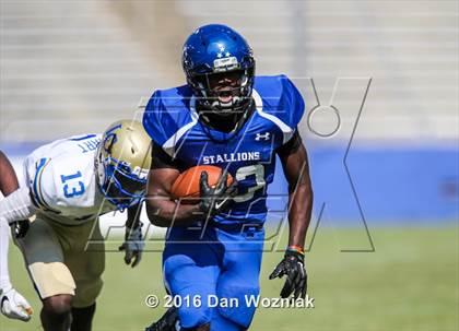 Thumbnail 3 in North Mesquite vs. Lakeview Centennial (Cotton Bowl Stadium Prep Showcase) photogallery.