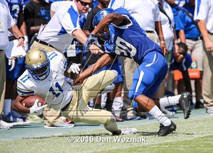 Thumbnail 1 in North Mesquite vs. Lakeview Centennial (Cotton Bowl Stadium Prep Showcase) photogallery.