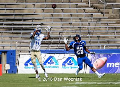 Thumbnail 3 in North Mesquite vs. Lakeview Centennial (Cotton Bowl Stadium Prep Showcase) photogallery.