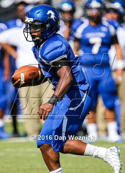 Thumbnail 2 in North Mesquite vs. Lakeview Centennial (Cotton Bowl Stadium Prep Showcase) photogallery.