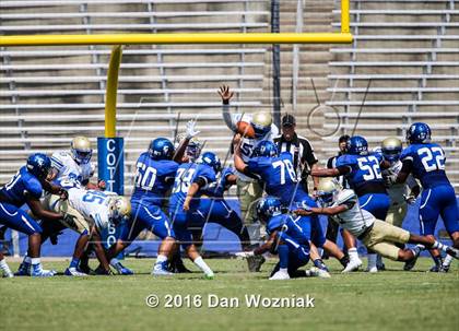 Thumbnail 2 in North Mesquite vs. Lakeview Centennial (Cotton Bowl Stadium Prep Showcase) photogallery.