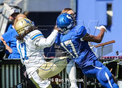 Thumbnail 2 in North Mesquite vs. Lakeview Centennial (Cotton Bowl Stadium Prep Showcase) photogallery.