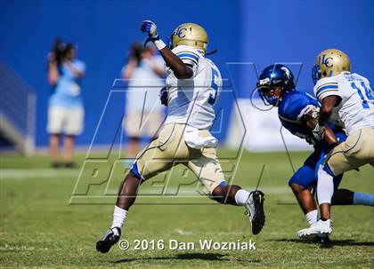 Thumbnail 3 in North Mesquite vs. Lakeview Centennial (Cotton Bowl Stadium Prep Showcase) photogallery.
