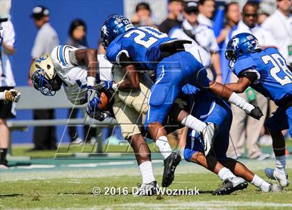 Thumbnail 2 in North Mesquite vs. Lakeview Centennial (Cotton Bowl Stadium Prep Showcase) photogallery.