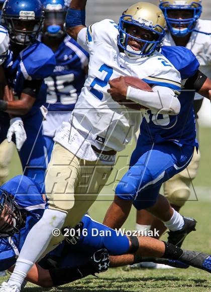 Thumbnail 2 in North Mesquite vs. Lakeview Centennial (Cotton Bowl Stadium Prep Showcase) photogallery.