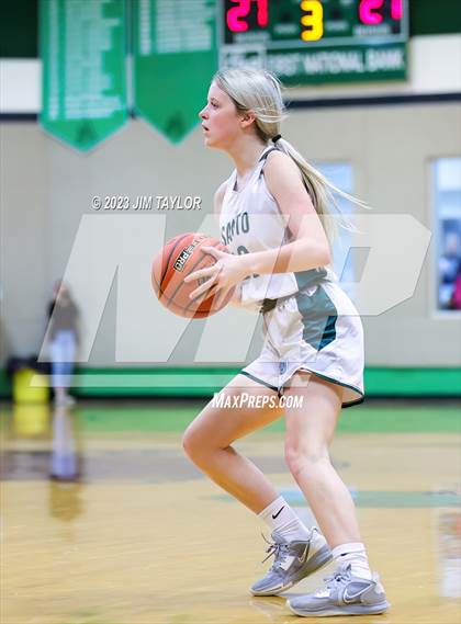Thumbnail 3 in Santo vs Lingleville (Relentless Runnin' Cats Classic) photogallery.