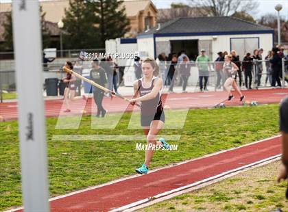 Thumbnail 2 in Kern Invitational photogallery.