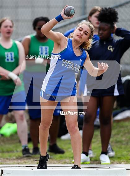 Thumbnail 2 in Kern Invitational photogallery.