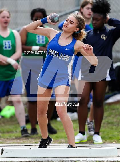 Thumbnail 1 in Kern Invitational photogallery.