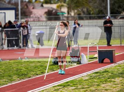 Thumbnail 2 in Kern Invitational photogallery.
