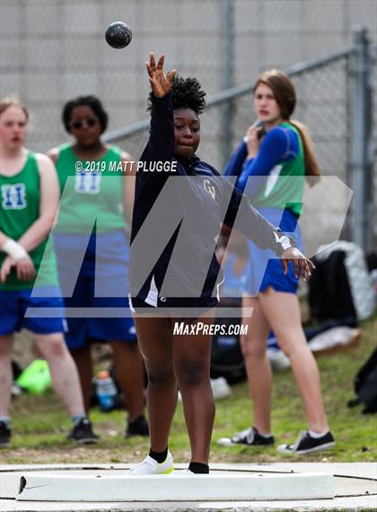 Thumbnail 3 in Kern Invitational photogallery.