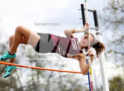 Thumbnail 1 in Kern Invitational photogallery.