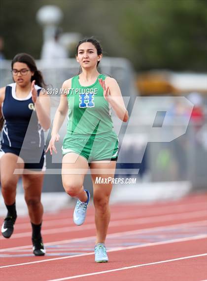 Thumbnail 1 in Kern Invitational photogallery.