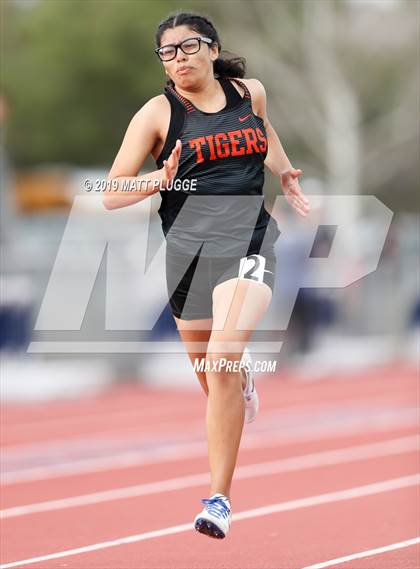 Thumbnail 2 in Kern Invitational photogallery.