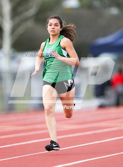 Thumbnail 3 in Kern Invitational photogallery.