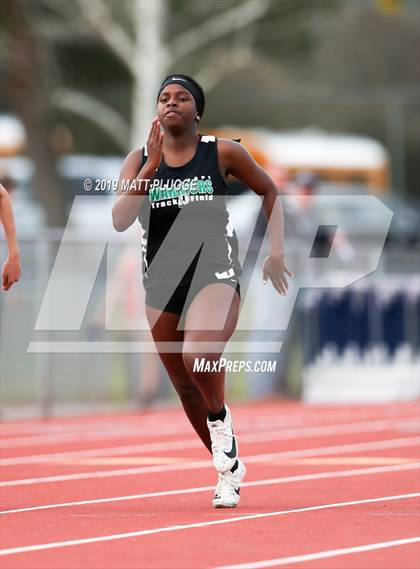 Thumbnail 1 in Kern Invitational photogallery.