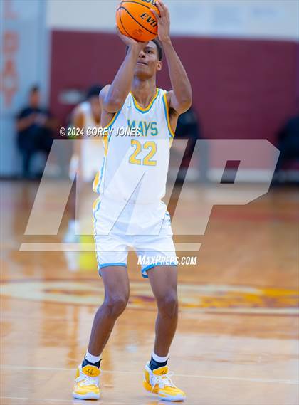 Thumbnail 2 in Mays vs Decatur (Hard In The Paint Classic) photogallery.