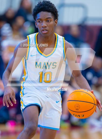 Thumbnail 2 in Mays vs Decatur (Hard In The Paint Classic) photogallery.