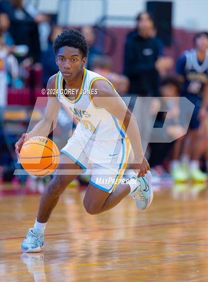 Thumbnail 3 in Mays vs Decatur (Hard In The Paint Classic) photogallery.