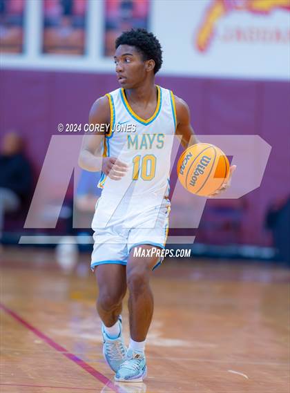 Thumbnail 1 in Mays vs Decatur (Hard In The Paint Classic) photogallery.