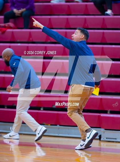 Thumbnail 1 in Mays vs Decatur (Hard In The Paint Classic) photogallery.