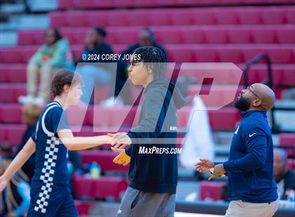 Thumbnail 1 in Mays vs Decatur (Hard In The Paint Classic) photogallery.