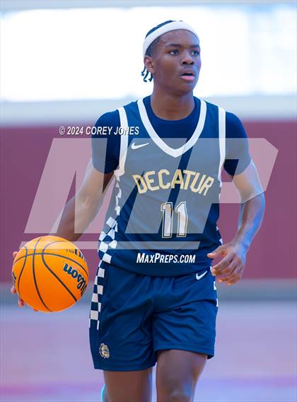 Thumbnail 2 in Mays vs Decatur (Hard In The Paint Classic) photogallery.