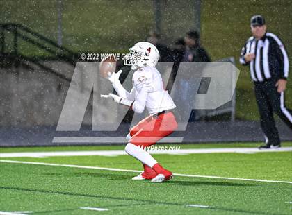 Thumbnail 3 in Crosby @ Longview (UIL 5A D1 Bi-District Playoff) photogallery.