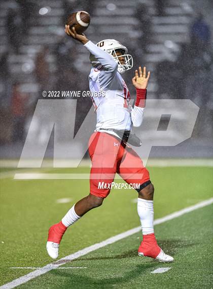 Thumbnail 3 in Crosby @ Longview (UIL 5A D1 Bi-District Playoff) photogallery.