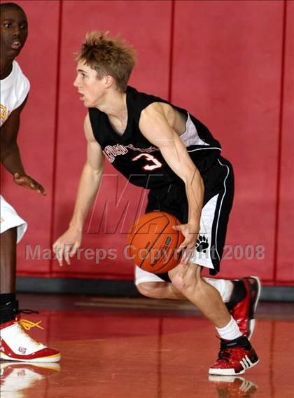 Thumbnail 3 in Harvard-Westlake vs. Fairfax (Pacific Shores Tournament) photogallery.