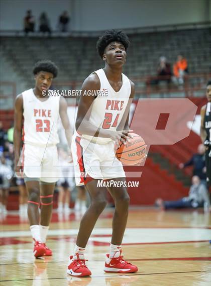 Thumbnail 2 in Pike vs. Lawrence Central photogallery.