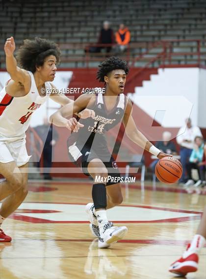 Thumbnail 2 in Pike vs. Lawrence Central photogallery.