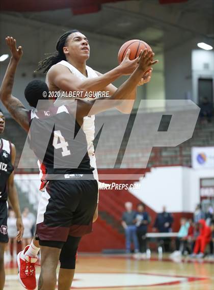 Thumbnail 1 in Pike vs. Lawrence Central photogallery.