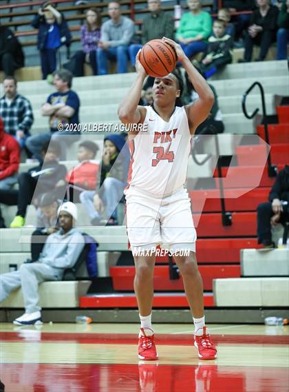 Thumbnail 3 in Pike vs. Lawrence Central photogallery.