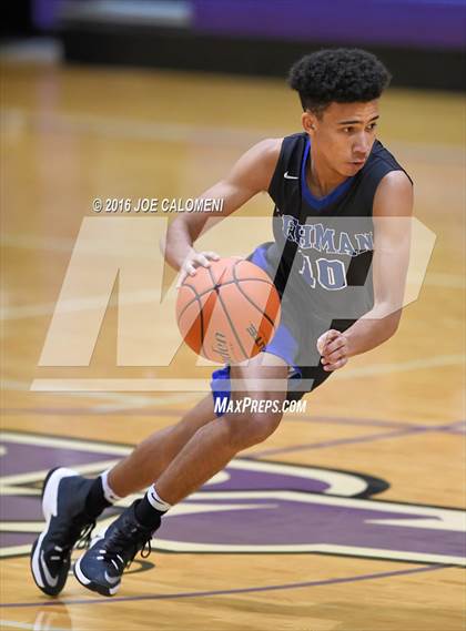 Thumbnail 3 in East Central vs Lehman (Boerne ISD Tournament) photogallery.