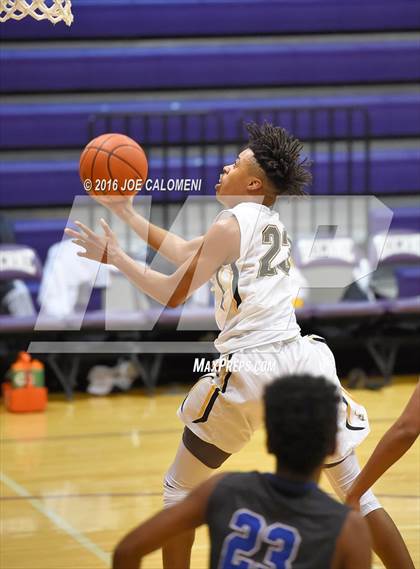 Thumbnail 3 in East Central vs Lehman (Boerne ISD Tournament) photogallery.