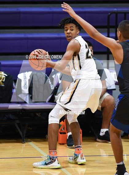Thumbnail 3 in East Central vs Lehman (Boerne ISD Tournament) photogallery.