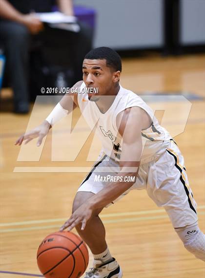 Thumbnail 1 in East Central vs Lehman (Boerne ISD Tournament) photogallery.